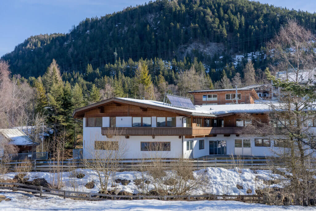 Gewerbliche Immobilie Seefeld Ansicht Haus Vorne